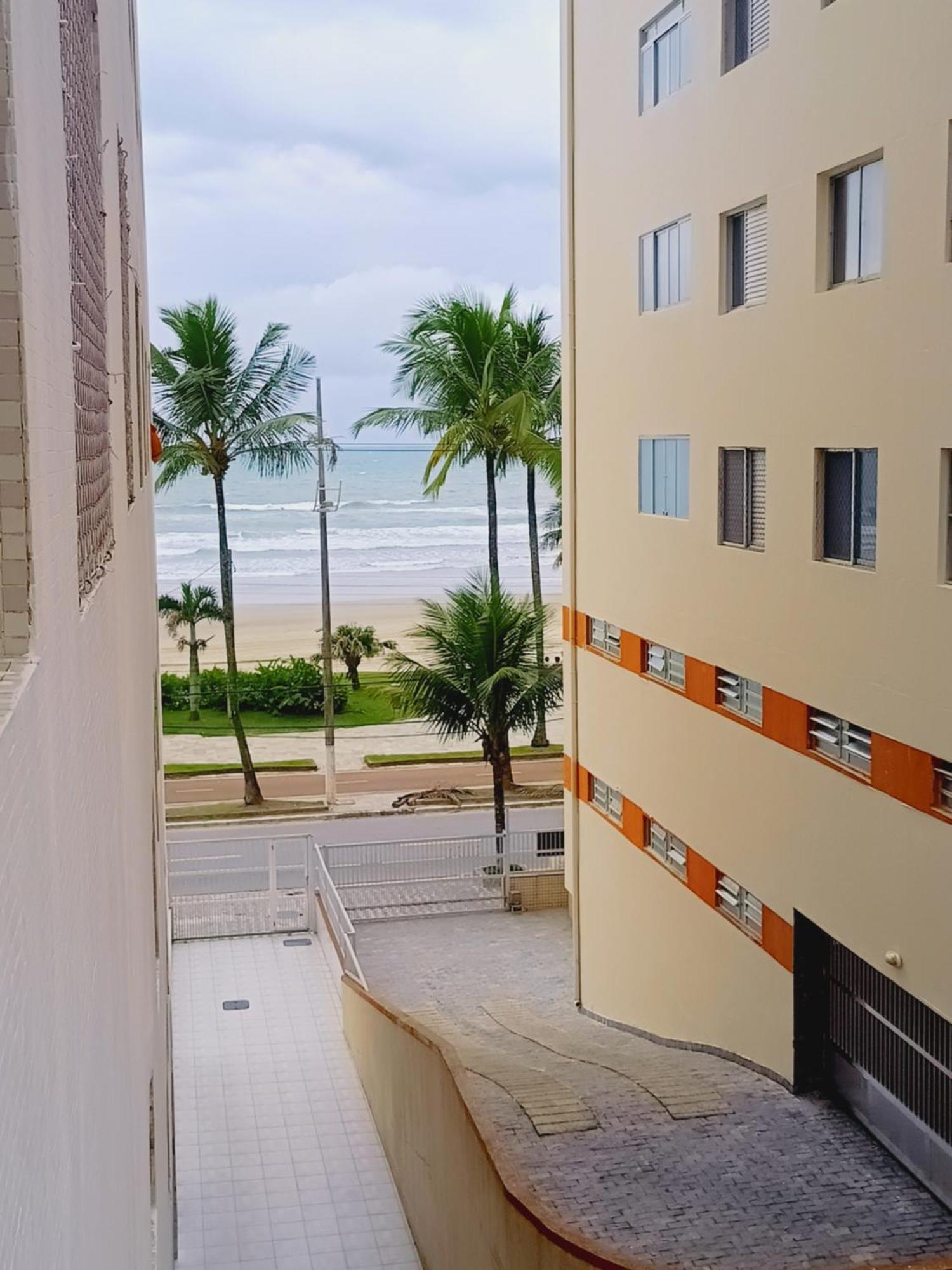 Apartamento Pe Na Areia Vila Caicara プライア・グランデ エクステリア 写真